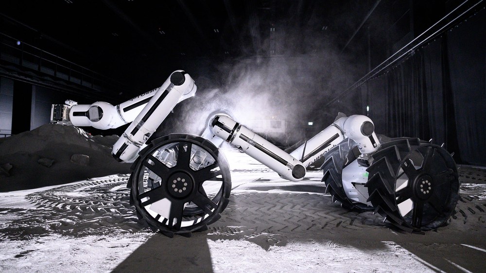 MoonBot_EXPO